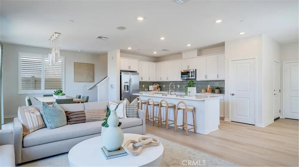 3218 Sprout Paseo Ontario, CA 91761