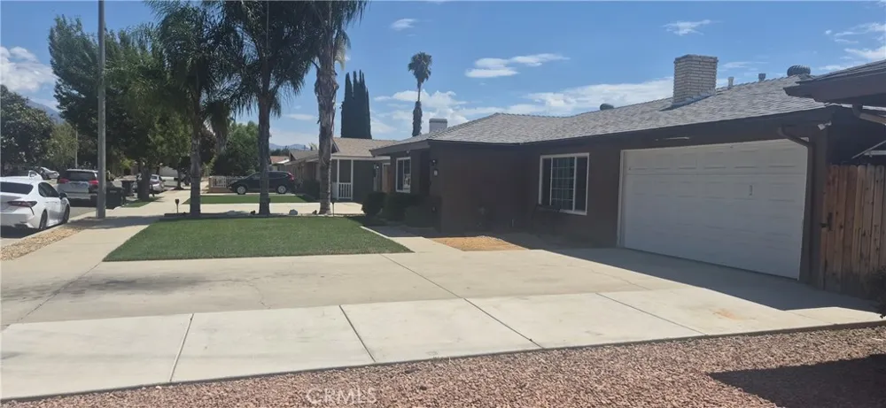 855 CAMEO AVENUE Hemet, CA 92543