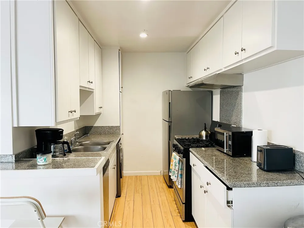 3864 Inglewood Boulevard #7 Mar Vista, CA 90066