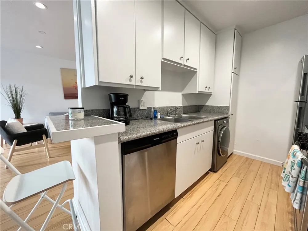 3864 Inglewood Boulevard #7 Mar Vista, CA 90066