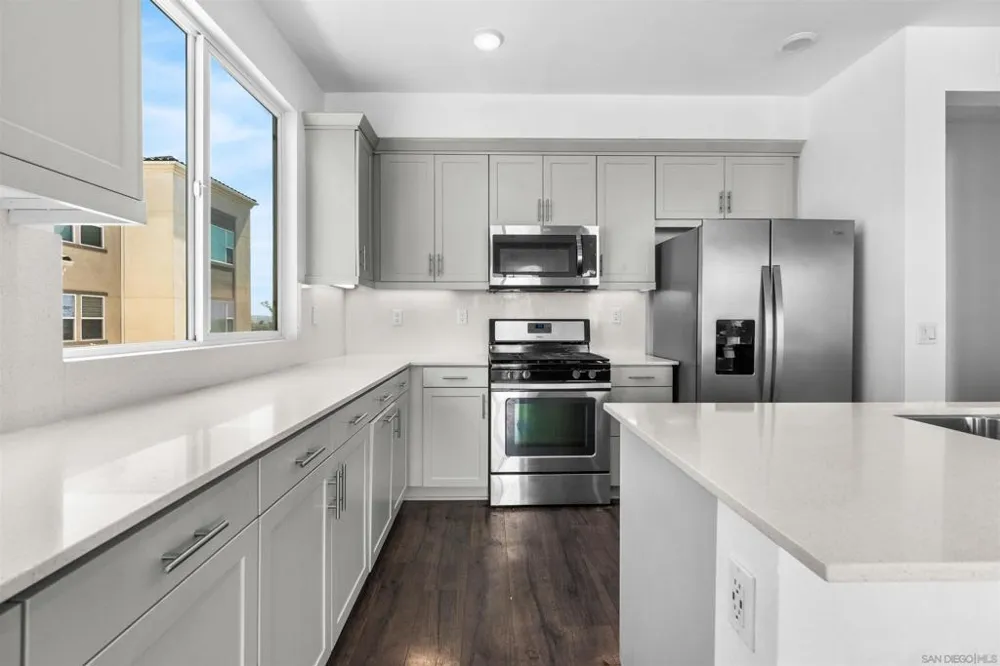 1207 Paseo Seashore #Unit 82 San Diego, CA 92154