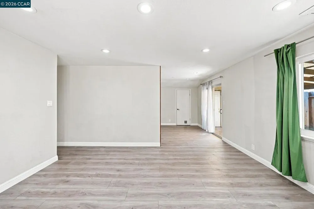 1401 Nicholas Dr Concord, CA 94520