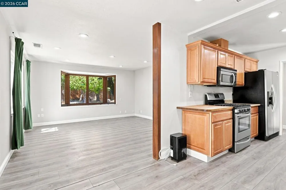1401 Nicholas Dr Concord, CA 94520