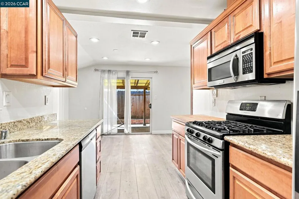 1401 Nicholas Dr Concord, CA 94520