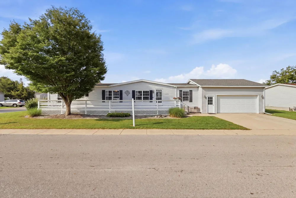 11778 Waverly Hbr Holland, MI 49424