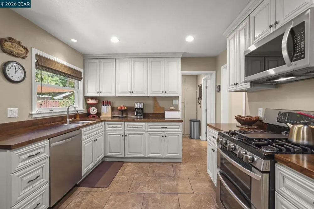 4510 Haag Road Martinez, CA 94553