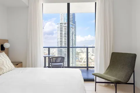 601 NE 1 AVENUE #3401