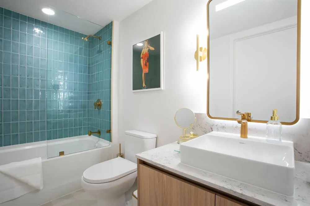601 NE 1 AVENUE #3401 Miami, FL 33132