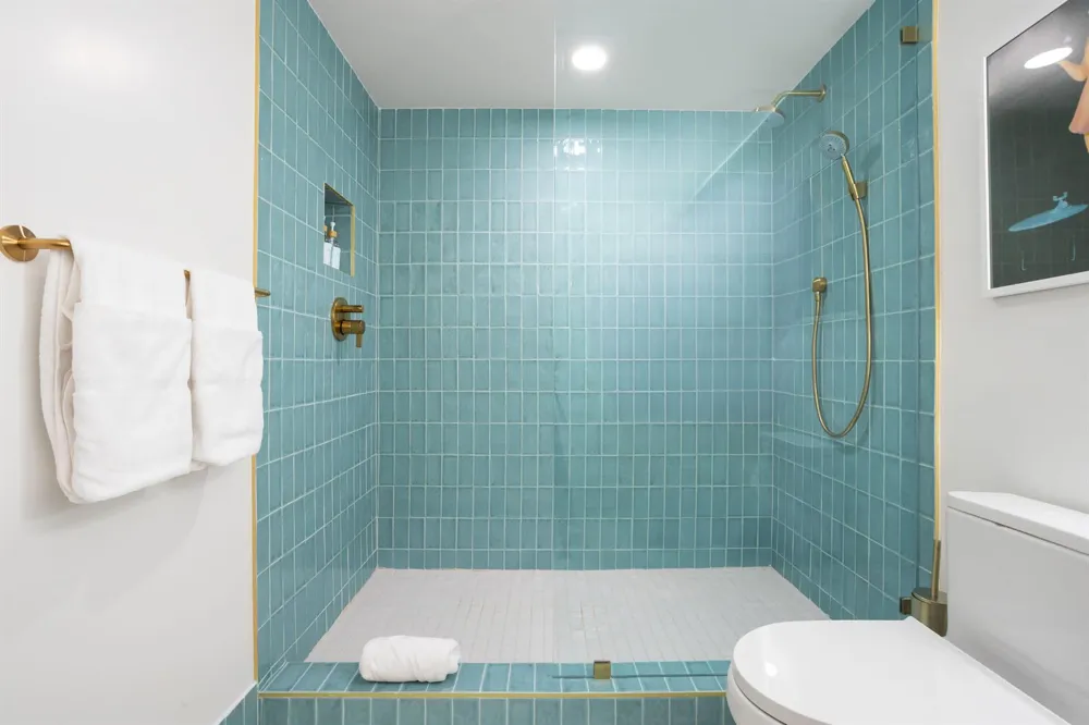 601 NE 1 AVENUE #3401 Miami, FL 33132