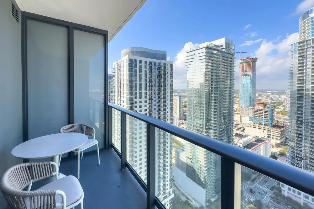601 NE 1 AVENUE #3401 Miami, FL 33132