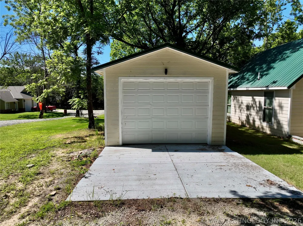 23 Falcon Nest Road Falcon Cove 2 Eufaula, OK 74432