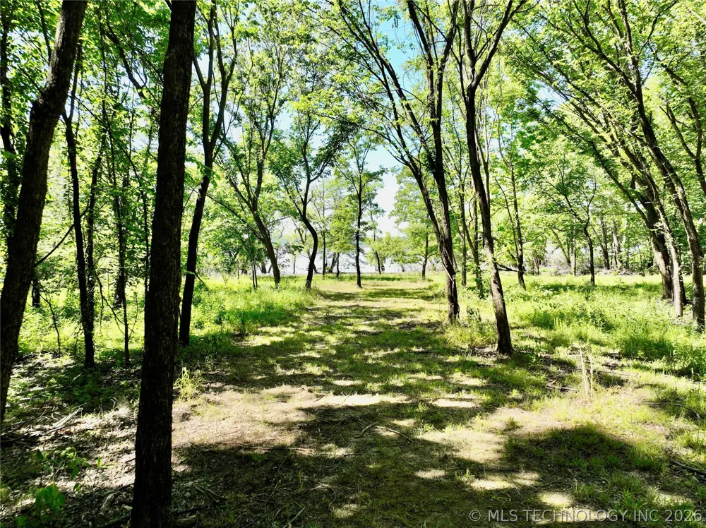 23 Falcon Nest Road Falcon Cove 2 Eufaula, OK 74432