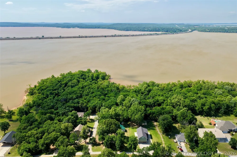 23 Falcon Nest Road Falcon Cove 2 Eufaula, OK 74432