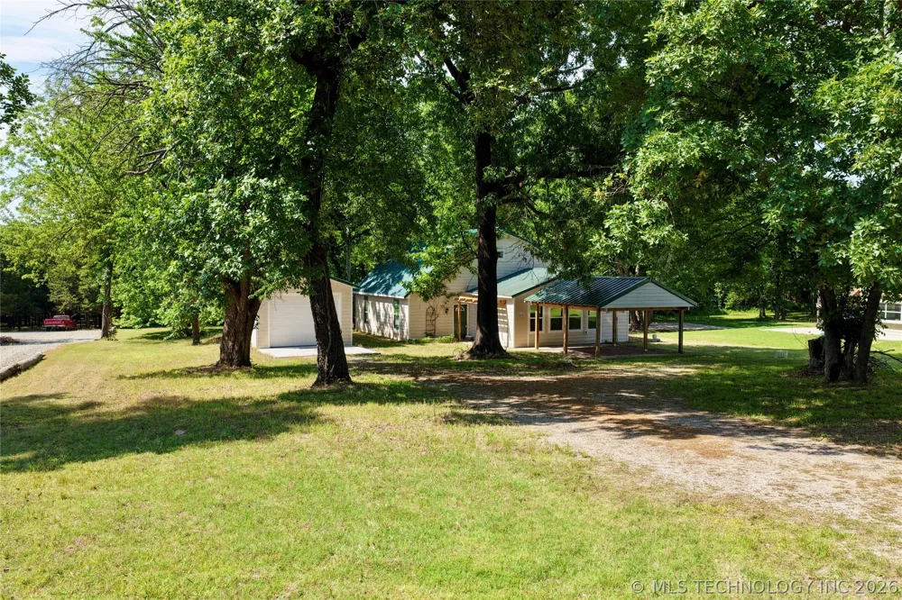 23 Falcon Nest Road Falcon Cove 2 Eufaula, OK 74432