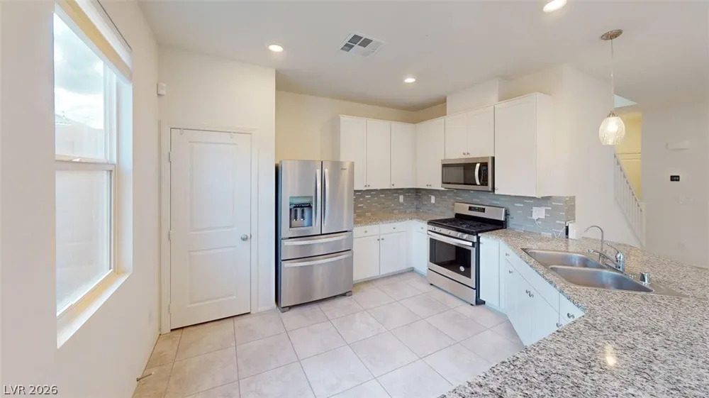 9769 Cluny Avenue Las Vegas, NV 89178