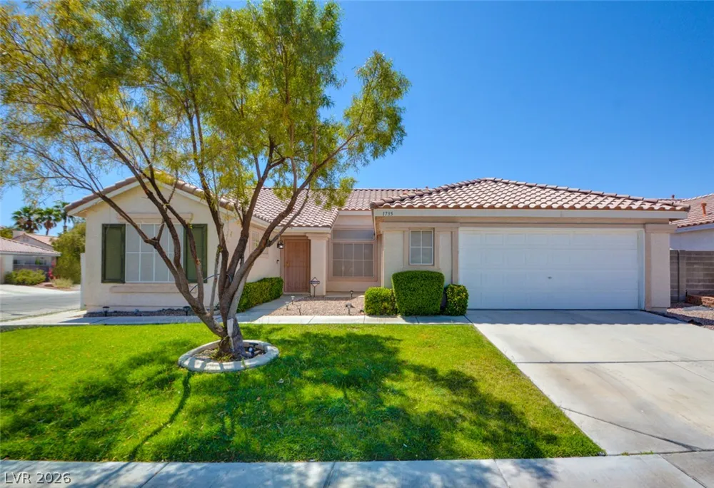 1735 Night Shadow Avenue North Las Vegas, NV 89031