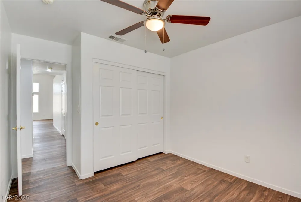 1735 Night Shadow Avenue North Las Vegas, NV 89031