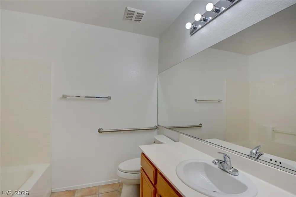1735 Night Shadow Avenue North Las Vegas, NV 89031