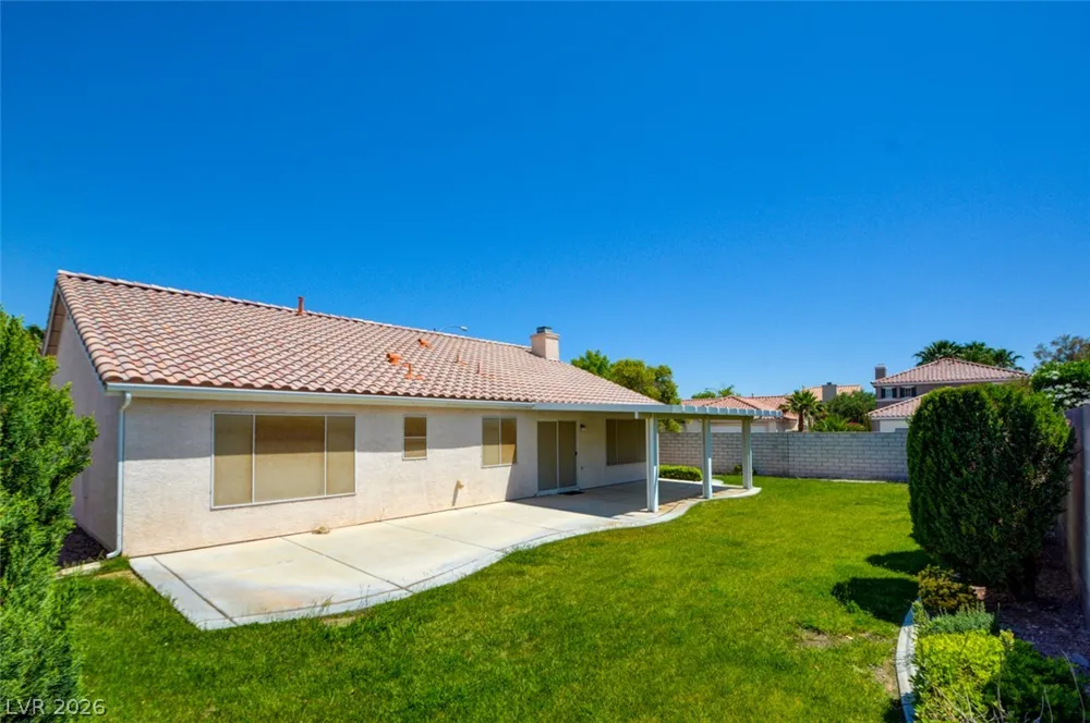 1735 Night Shadow Avenue North Las Vegas, NV 89031