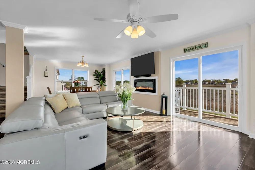 607 Bay Avenue Union Beach, NJ 07735