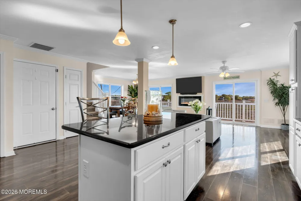 607 Bay Avenue Union Beach, NJ 07735