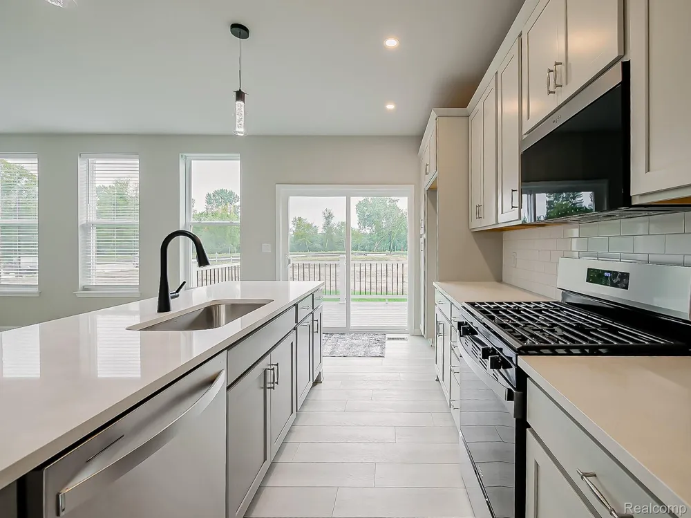 49533 Coldwater Ridge Drive Northville Township, MI 48168