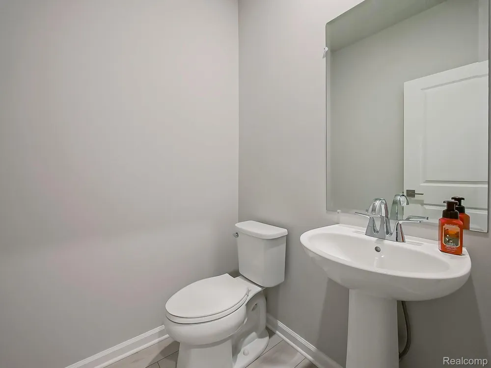 49533 Coldwater Ridge Drive Northville Township, MI 48168