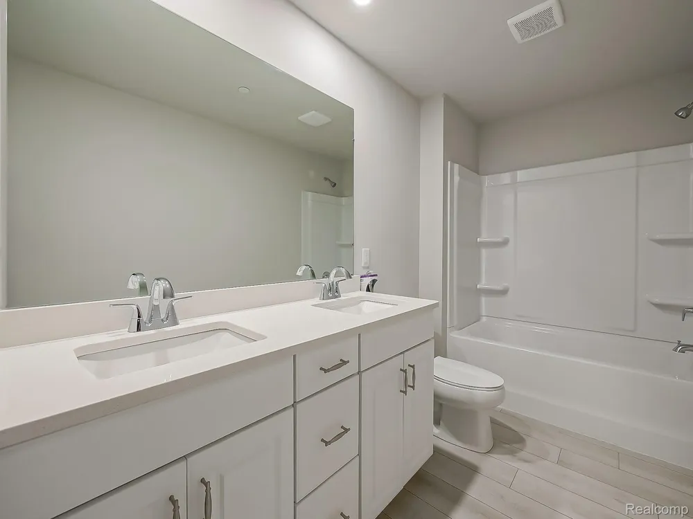 49533 Coldwater Ridge Drive Northville Township, MI 48168
