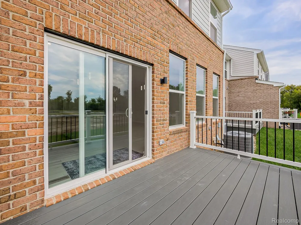 49533 Coldwater Ridge Drive Northville Township, MI 48168