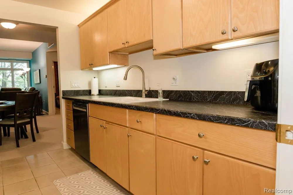 807 Asa Gray Drive #305 Ann Arbor City, MI 48105