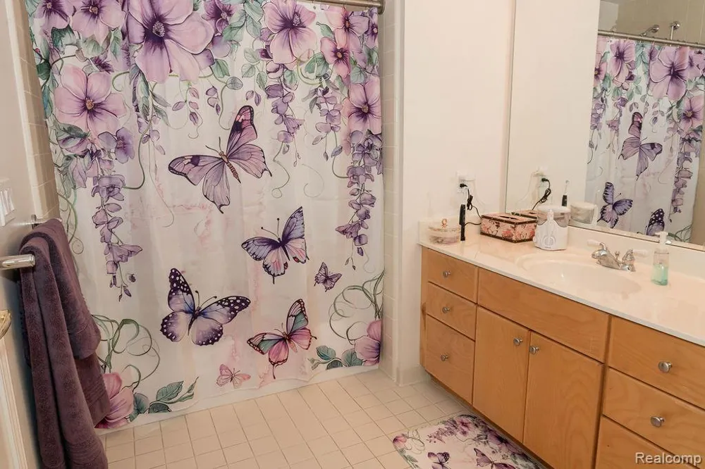807 Asa Gray Drive #305 Ann Arbor City, MI 48105