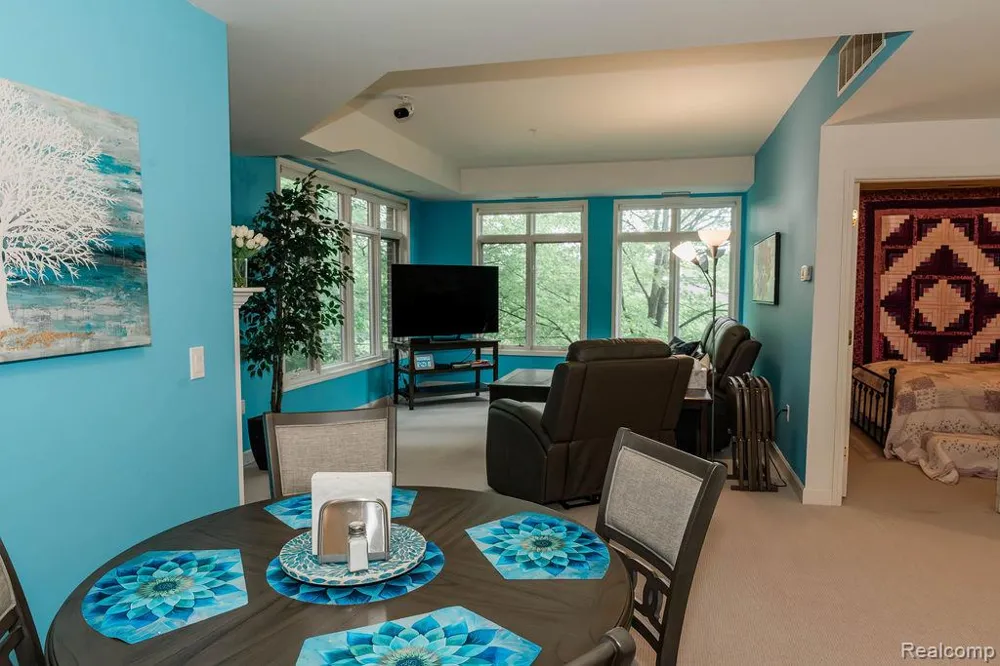 807 Asa Gray Drive #305 Ann Arbor City, MI 48105