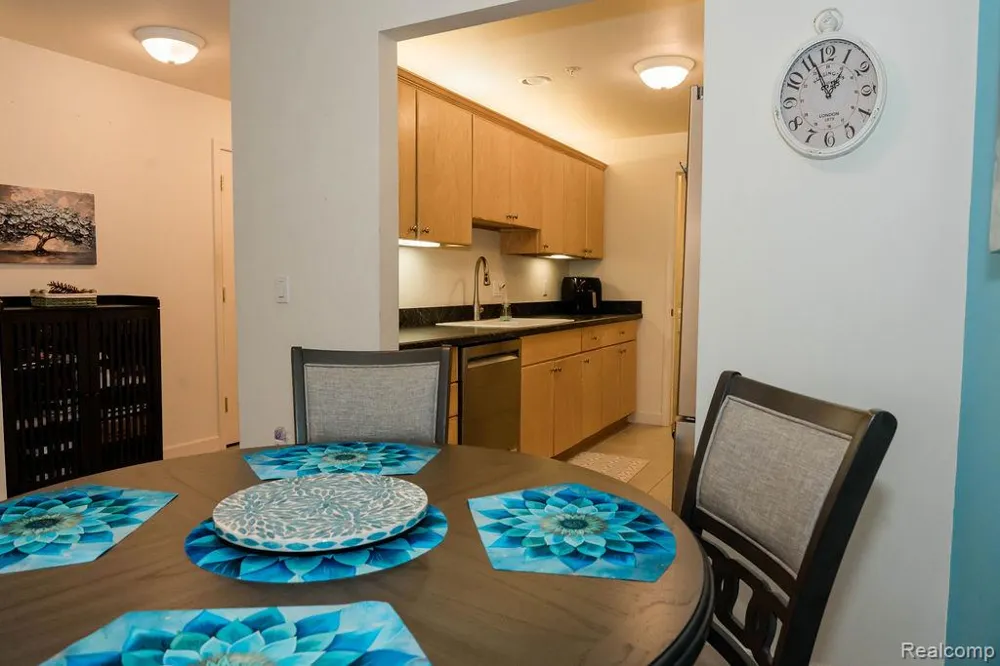 807 Asa Gray Drive #305 Ann Arbor City, MI 48105