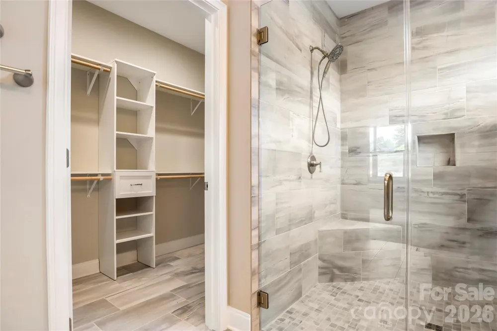 827B Wynnshire Drive #65 Hickory, NC 28601