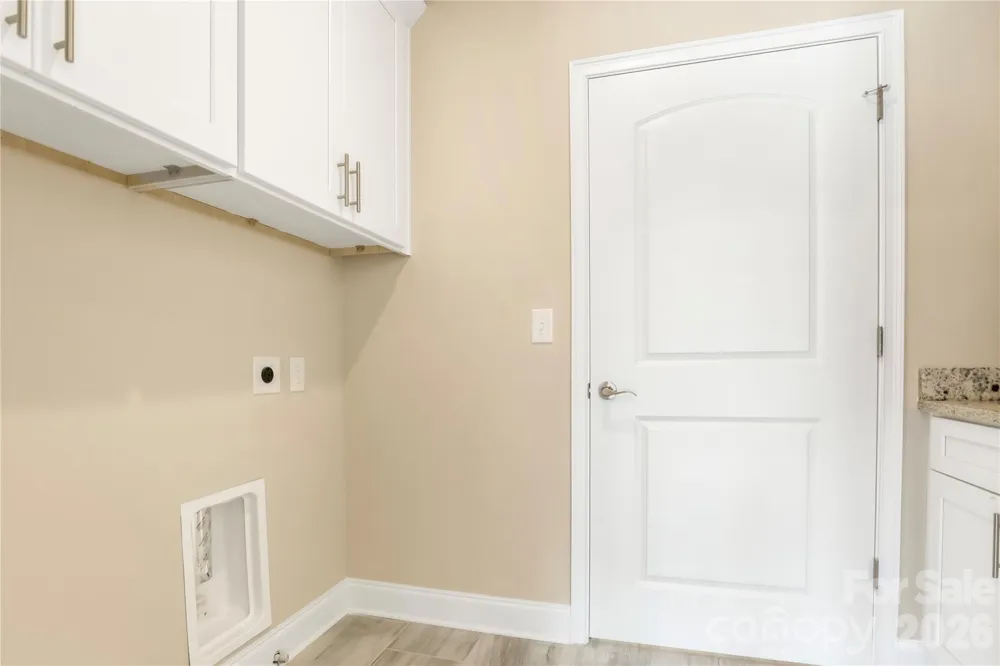 827B Wynnshire Drive #65 Hickory, NC 28601
