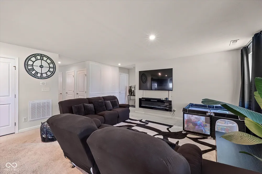 13836 Hawkers Hill Drive Camby, IN 46113