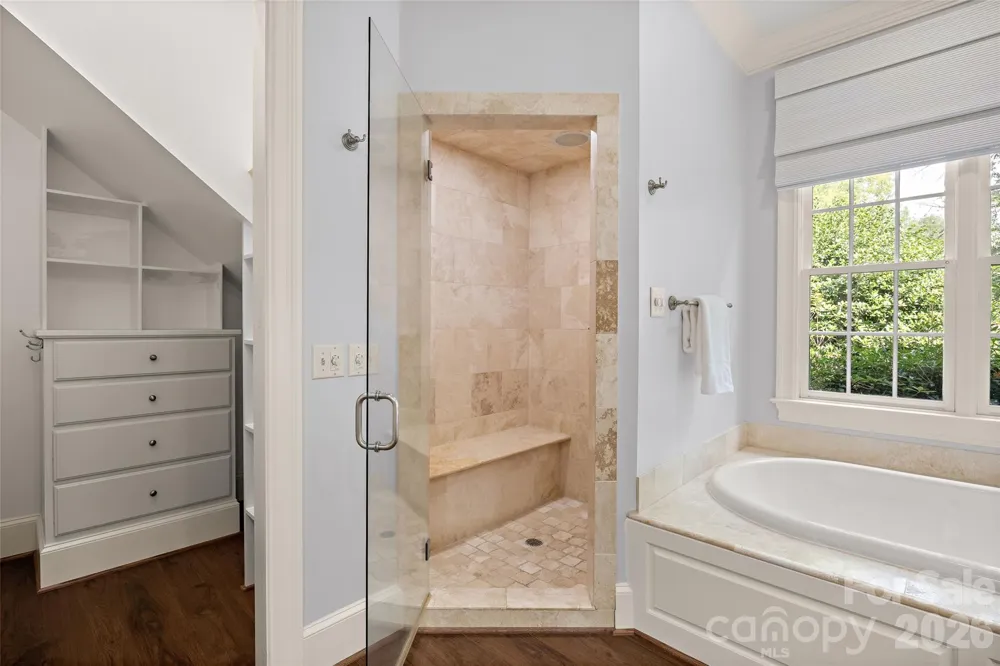 2135 Sharon Avenue Charlotte, NC 28211