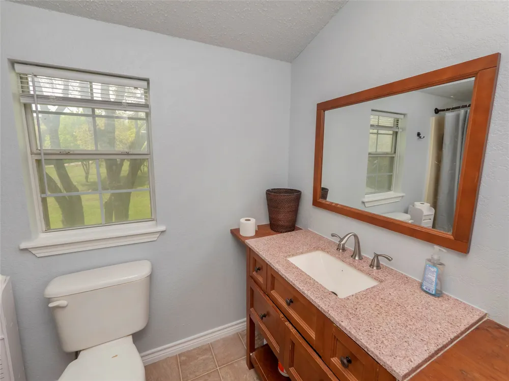 11004 Elm Street Jonestown, TX 78645