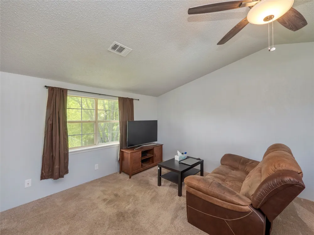 11004 Elm Street Jonestown, TX 78645