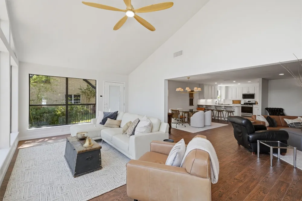 5123 Fairway Circle Granbury, TX 76049