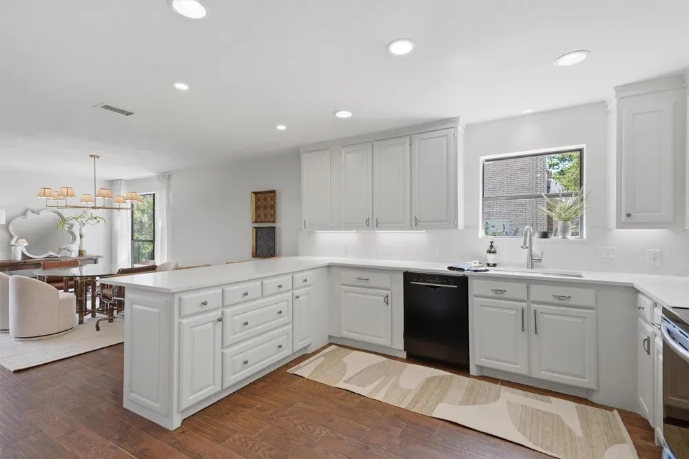 5123 Fairway Circle Granbury, TX 76049