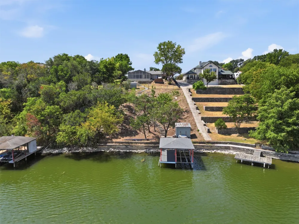 5123 Fairway Circle Granbury, TX 76049