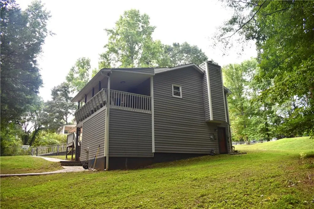 274 Russell Ridge Drive Lawrenceville, GA 30043