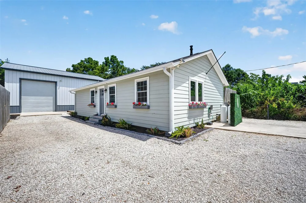 1090 Williams Ln Kemah, TX 77565