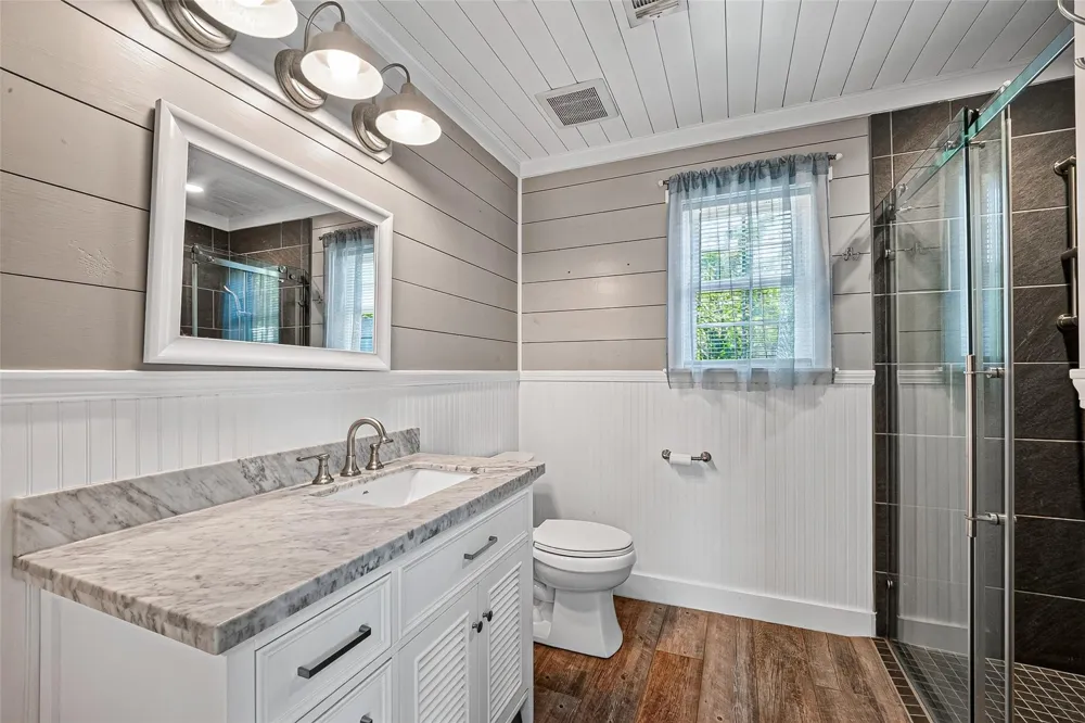 1090 Williams Ln Kemah, TX 77565