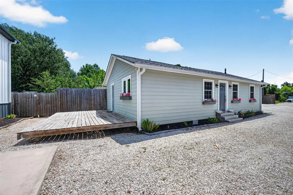 1090 Williams Ln Kemah, TX 77565