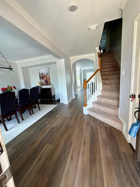 18902 Cluster Oaks Drive