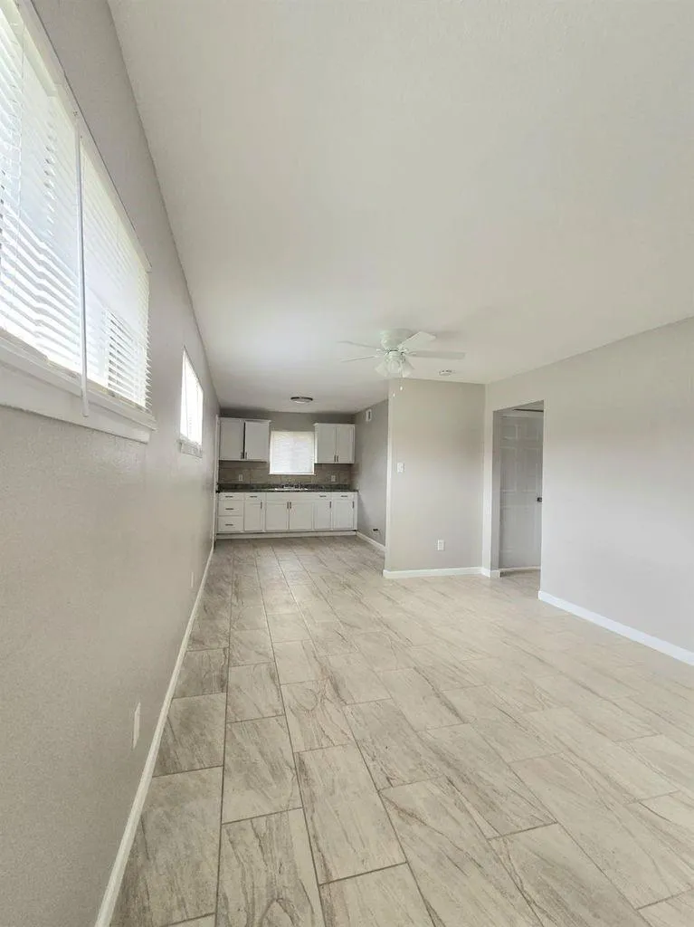 3833 Mount Pleasant St Houston, TX 77021