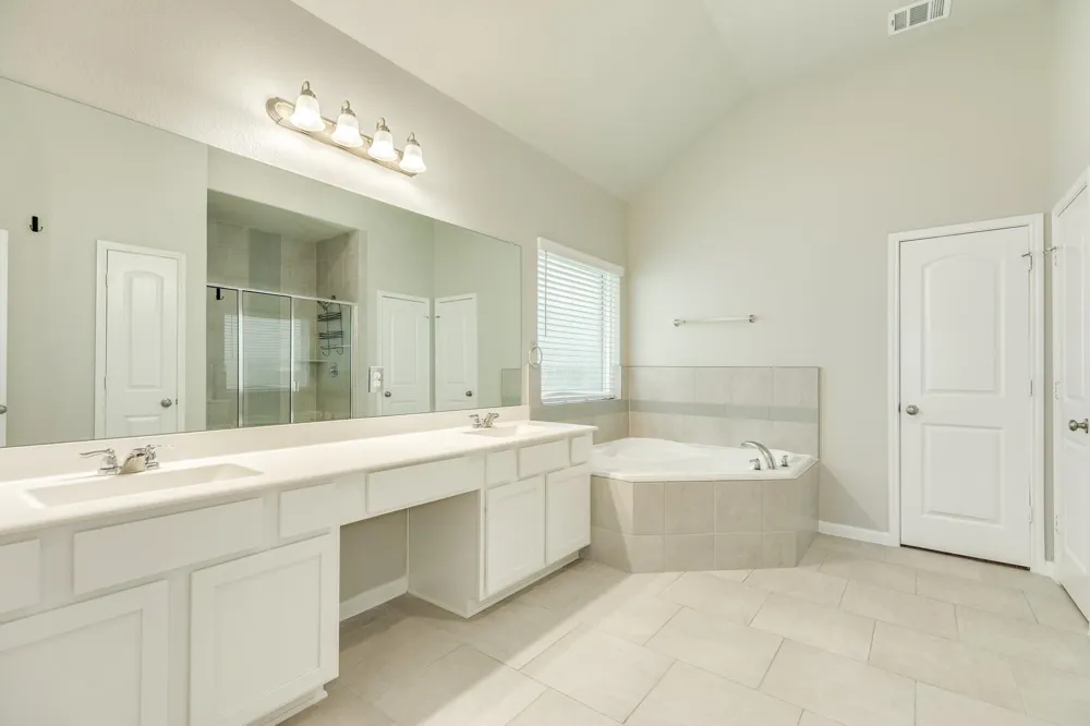 1842 Kenley Way Alvin, TX 77511
