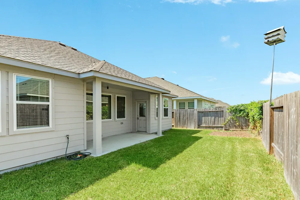 1842 Kenley Way Alvin, TX 77511
